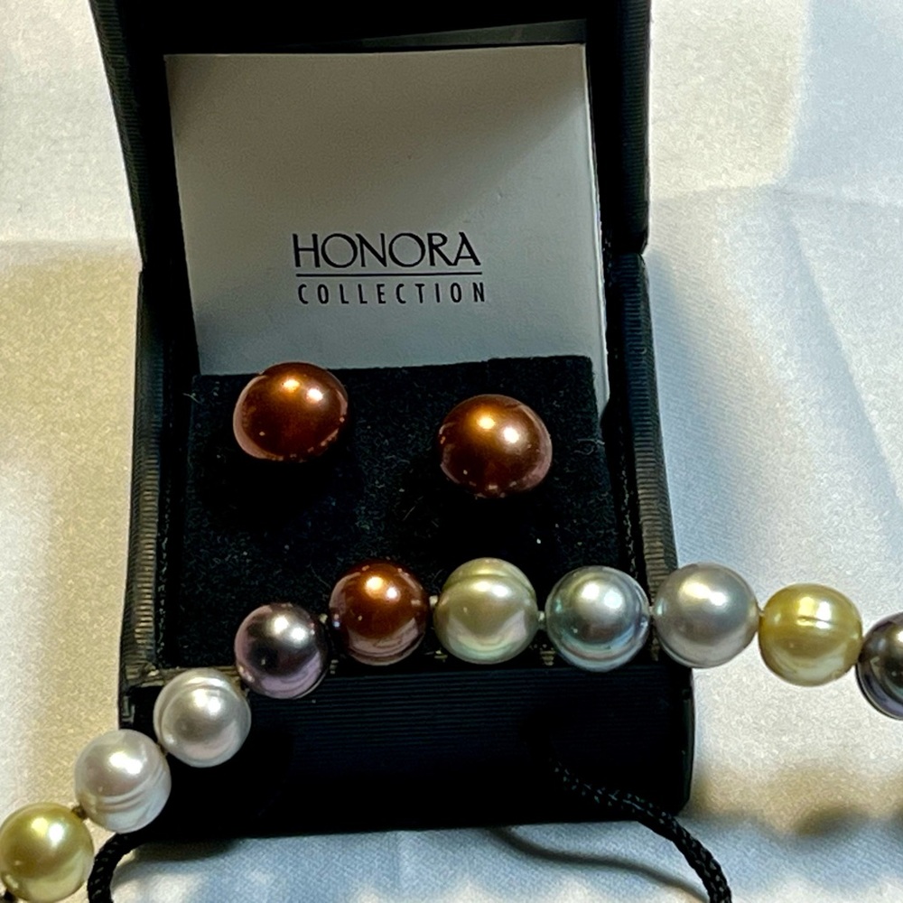 Multicolor Cultured Pearl Jewelry Set by Honora Collection. Read the description - Picture 14 of 16